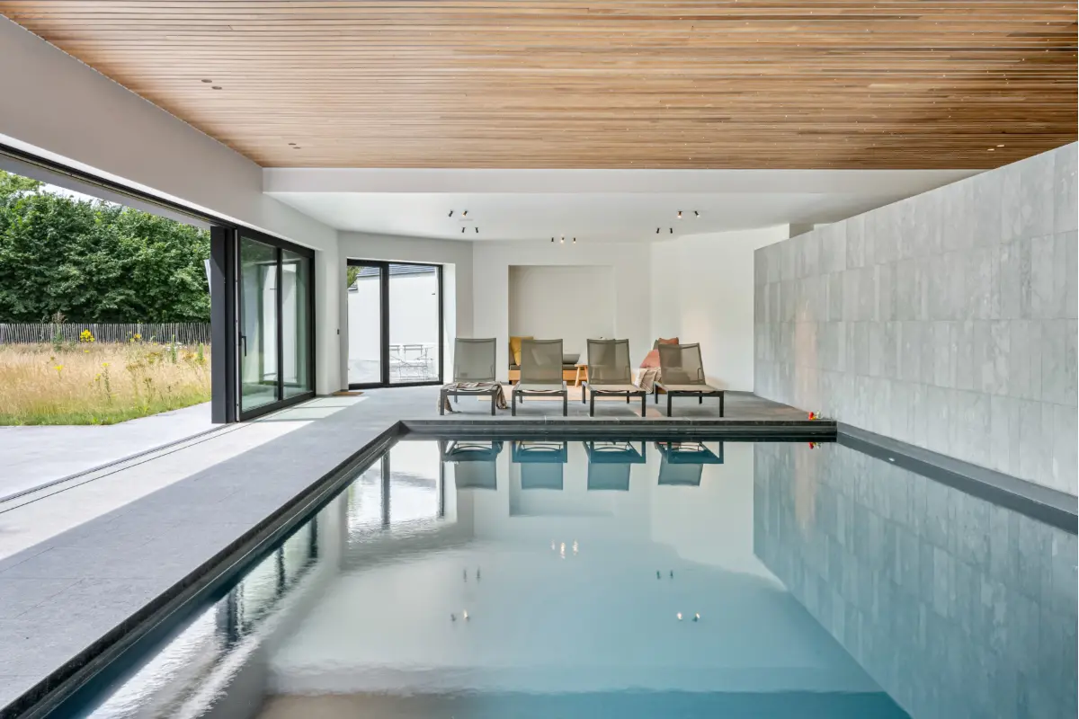 Huis te  koop in Harelbeke 8530 1980000.00€ 6 slaapkamers 478.00m² - Zoekertje 661103