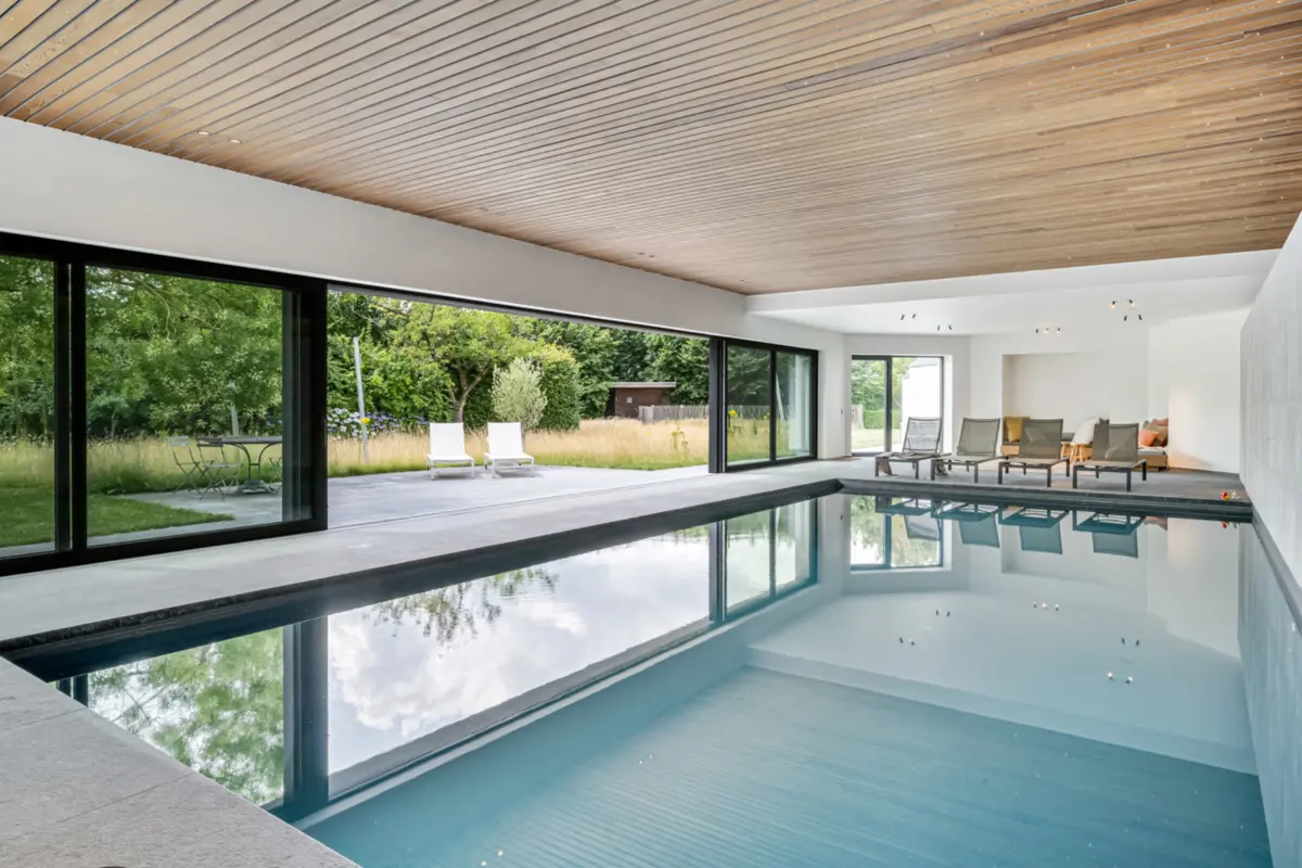 Villa te  koop in Harelbeke 8530 1980000.00€ 6 slaapkamers 478.00m² - Zoekertje 661103