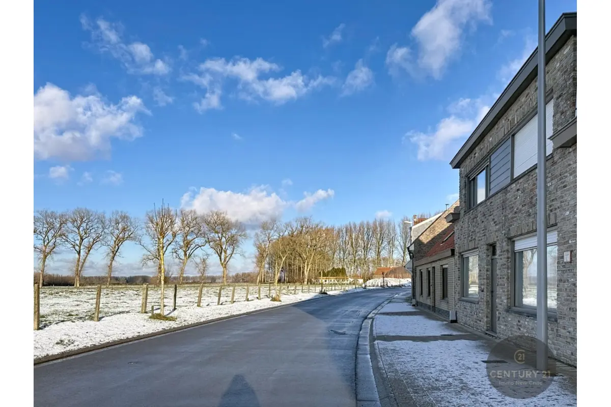 Huis te  koop in Damme 8340 389000.00€ 2 slaapkamers 120.00m² - Zoekertje 662053