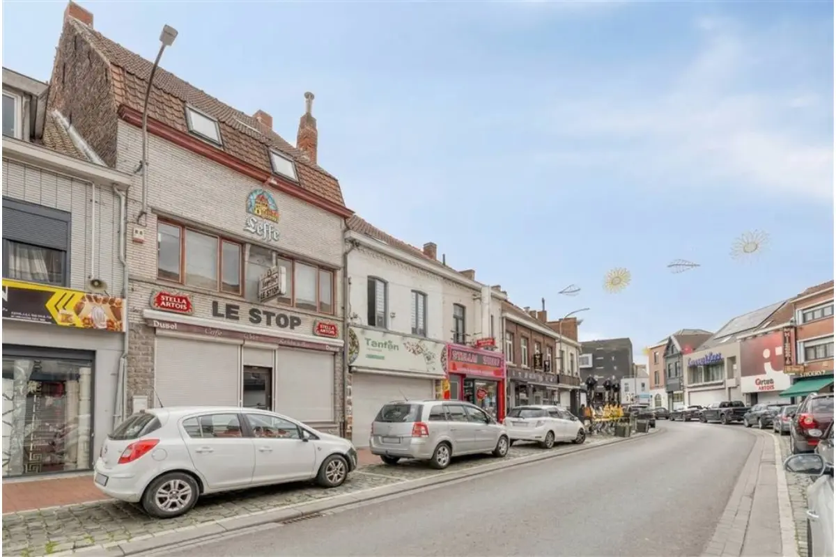 Handelszaak te  koop in Menen 8930 195000.00€  slaapkamers 316.00m² - Zoekertje 663641