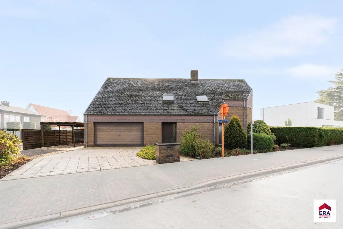 Villa te  koop in Tielt 8700 399000.00€ 7 slaapkamers 288.00m² - Zoekertje 665493