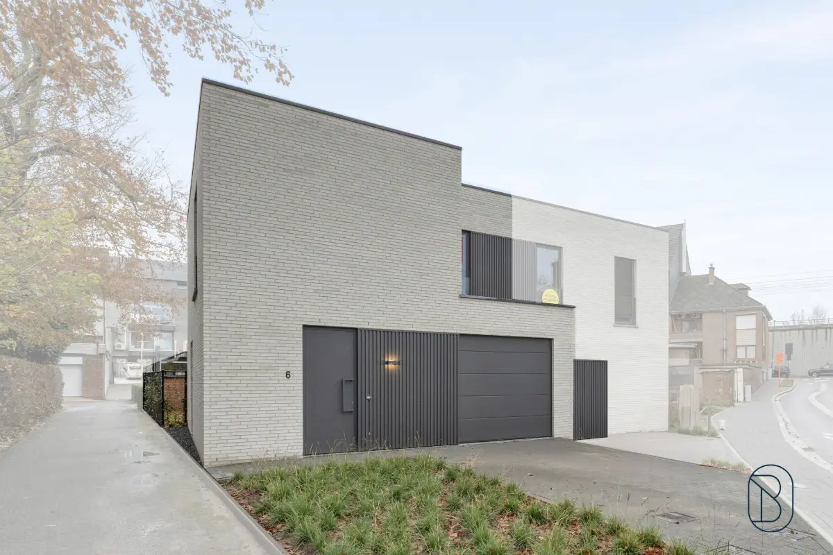 Huis te  koop in Harelbeke 8530 456700.00€ 3 slaapkamers 156.00m² - Zoekertje 664756