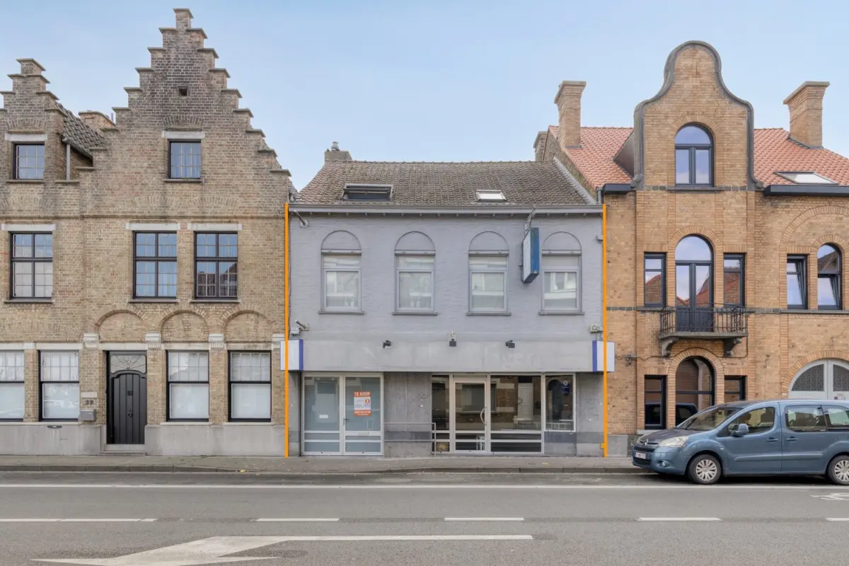 Huis te  koop in Diksmuide 8600 225000.00€ 5 slaapkamers 269.00m² - Zoekertje 664705