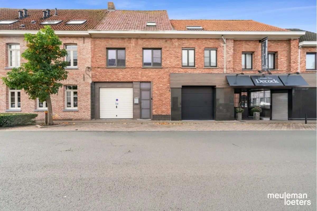 Huis te  koop in Veldegem 8210 335000.00€ 3 slaapkamers 229.00m² - Zoekertje 665962