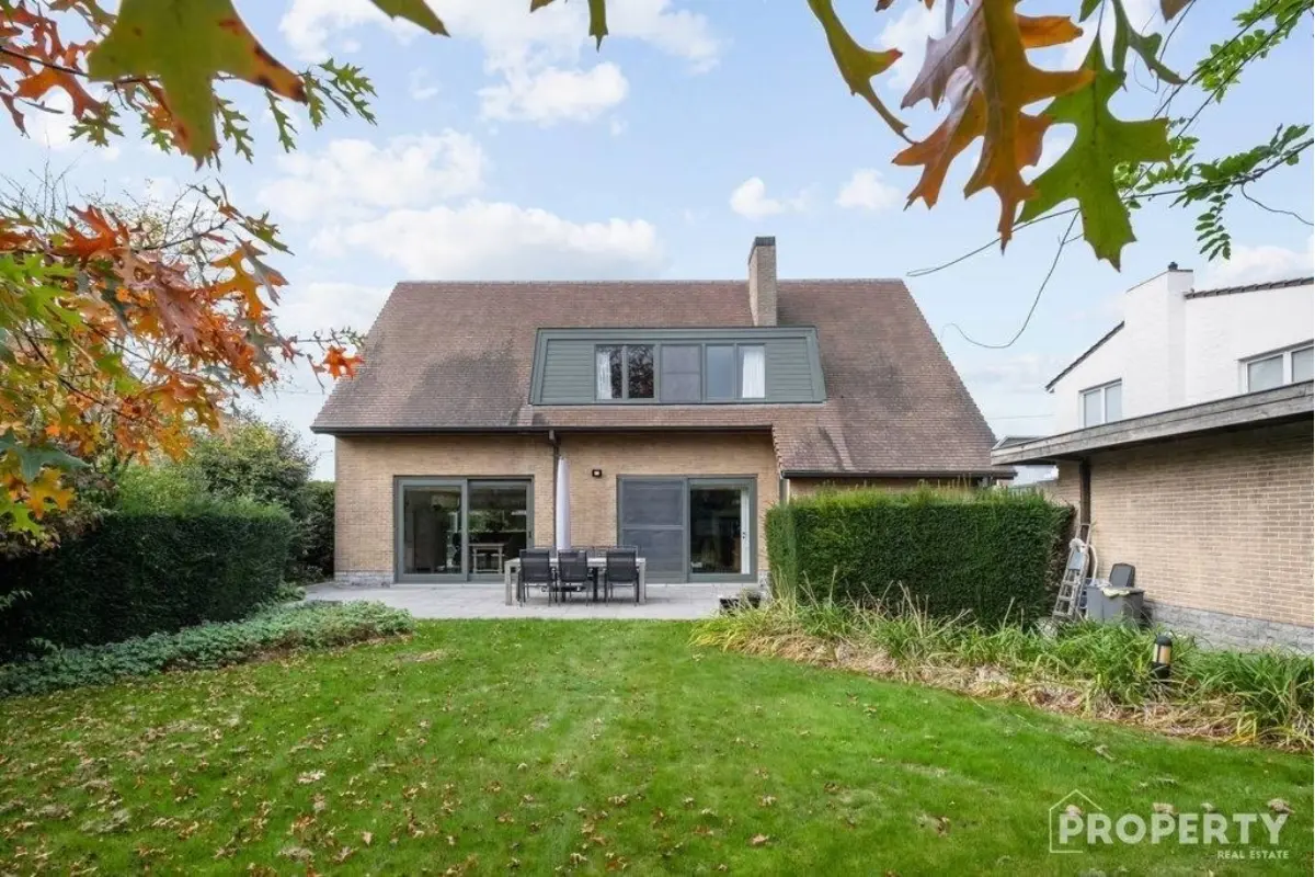 Villa te  koop in Ledegem 8880 460000.00€ 4 slaapkamers 225.00m² - Zoekertje 666060