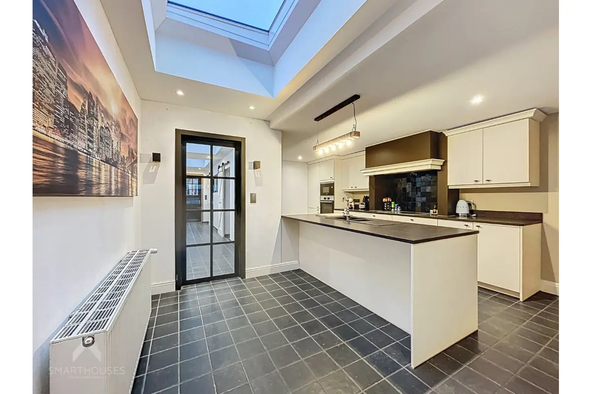 Huis te  koop in Wielsbeke 8710 279000.00€ 3 slaapkamers 170.00m² - Zoekertje 667548