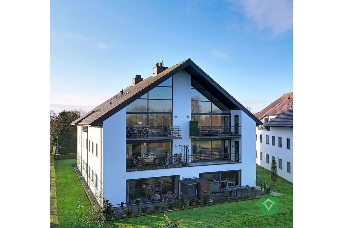 Appartement te  huur in Koekelare 8680 1000.00€ 2 slaapkamers 161.00m² - Zoekertje 667289