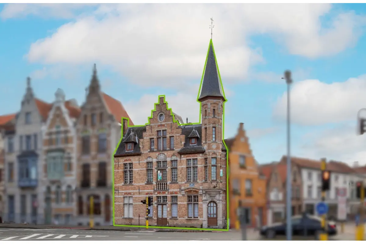 Huis te  koop in Brugge 8000 411000.00€ 3 slaapkamers 194.00m² - Zoekertje 667311