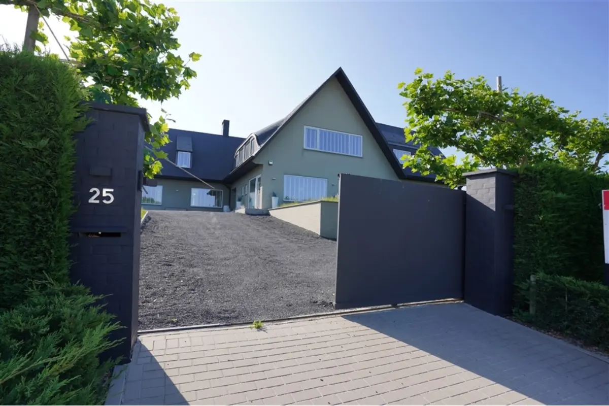 Huis te  koop in Marke 8510 1490000.00€ 5 slaapkamers 835.00m² - Zoekertje 667364