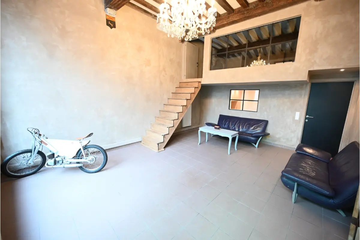 Appartement te  in Brugge 8000 950.00€ 2 slaapkamers 104.00m² - Zoekertje 667936