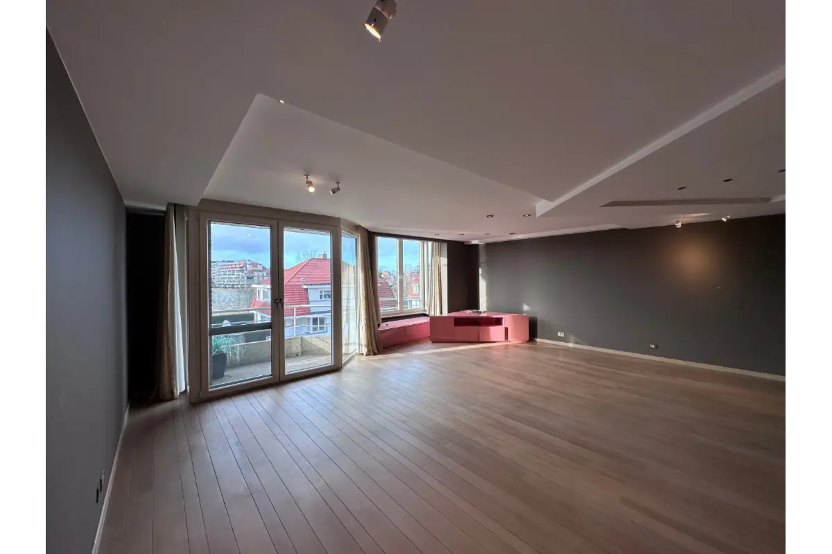 Appartement te  koop in Knokke-Heist 8300 850000.00€ 2 slaapkamers 106.00m² - Zoekertje 668672