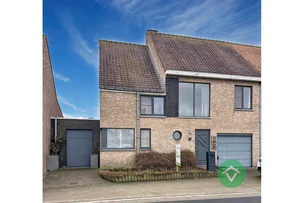 Huis te  koop in Koekelare 8680 449000.00€ 4 slaapkamers 291.00m² - Zoekertje 669044