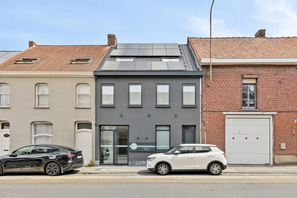 Huis te  koop in Desselgem 8792 499500.00€  slaapkamers 300.00m² - Zoekertje 671026