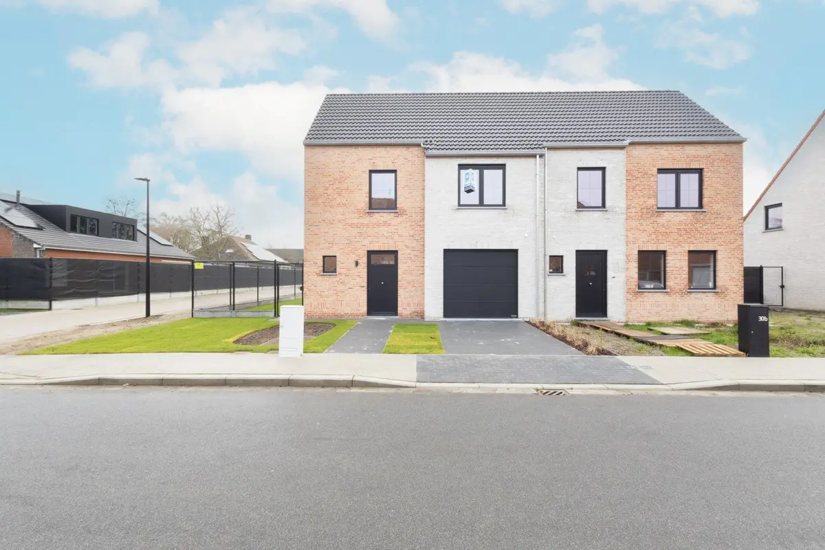 Huis te  koop in Waardamme 8020 431242.00€ 3 slaapkamers 150.87m² - Zoekertje 670081