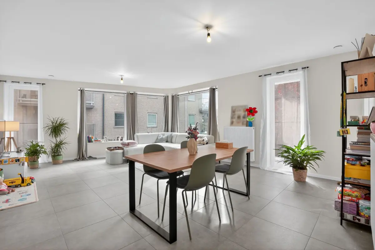 Appartement te  koop in Staden 8840 260000.00€ 2 slaapkamers 83.00m² - Zoekertje 669472