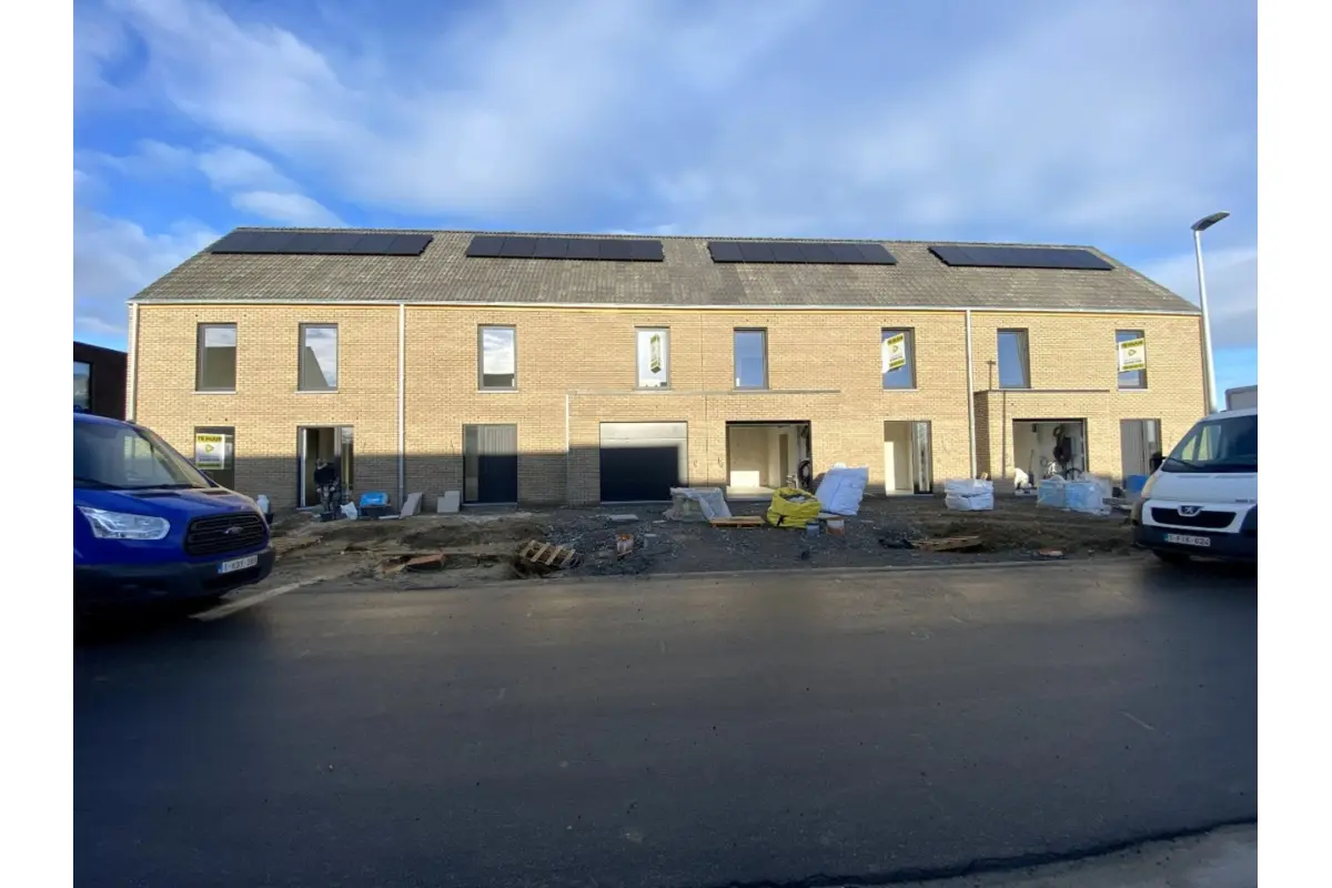 Huis te  huur in Hooglede 8830 1200.00€ 3 slaapkamers 174.00m² - Zoekertje 669106