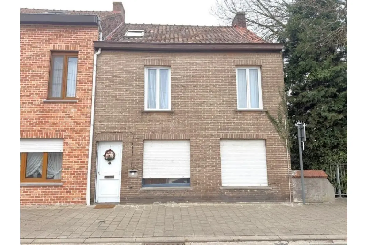 Huis te  koop in Wervik 8940 160000.00€ 3 slaapkamers 115.00m² - Zoekertje 672165