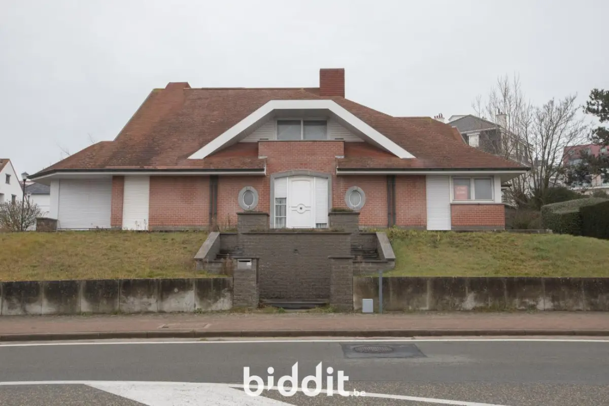 Huis te  koop in Knokke-Heist 8300 700000.00€ 2 slaapkamers m² - Zoekertje 671780