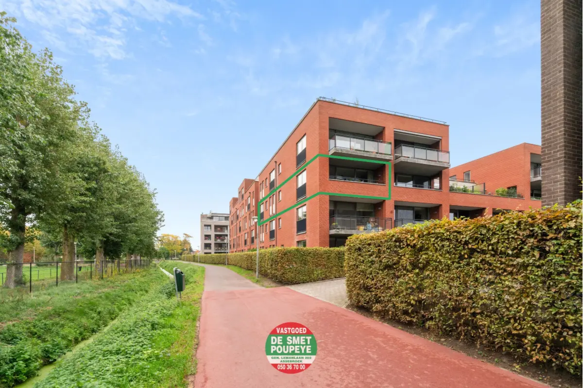 Appartement te  koop in Assebroek 8310 345000.00€ 2 slaapkamers 108.00m² - Zoekertje 674343