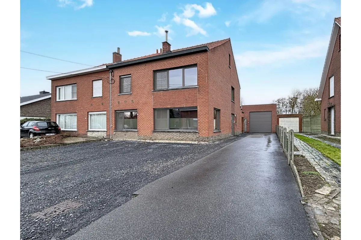 Huis te  koop in Ingelmunster 8770 449000.00€ 4 slaapkamers 222.00m² - Zoekertje 674371