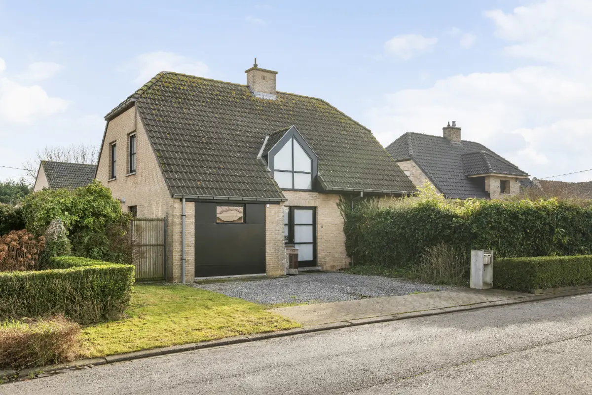 Villa te  koop in Helkijn 8587 395000.00€ 4 slaapkamers 160.00m² - Zoekertje 673789