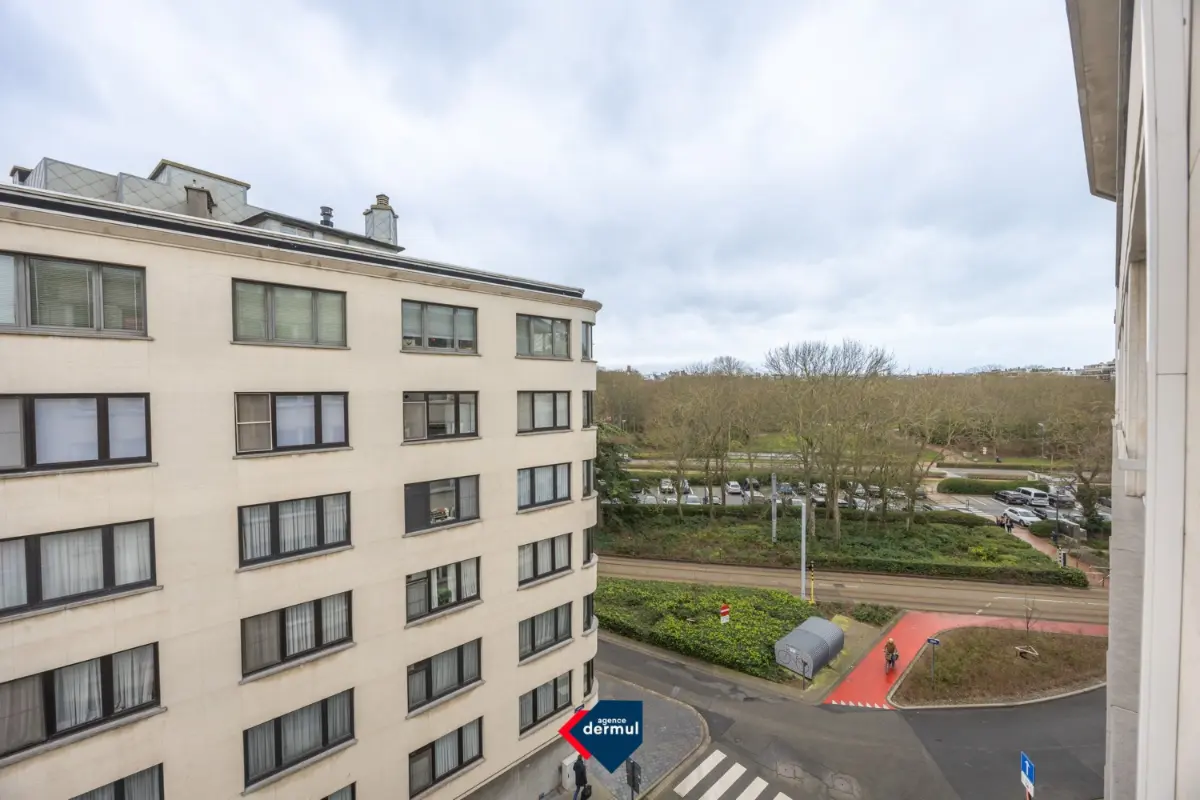 Appartement te  koop in Oostende 8400 250000.00€ 2 slaapkamers 100.00m² - Zoekertje 674577