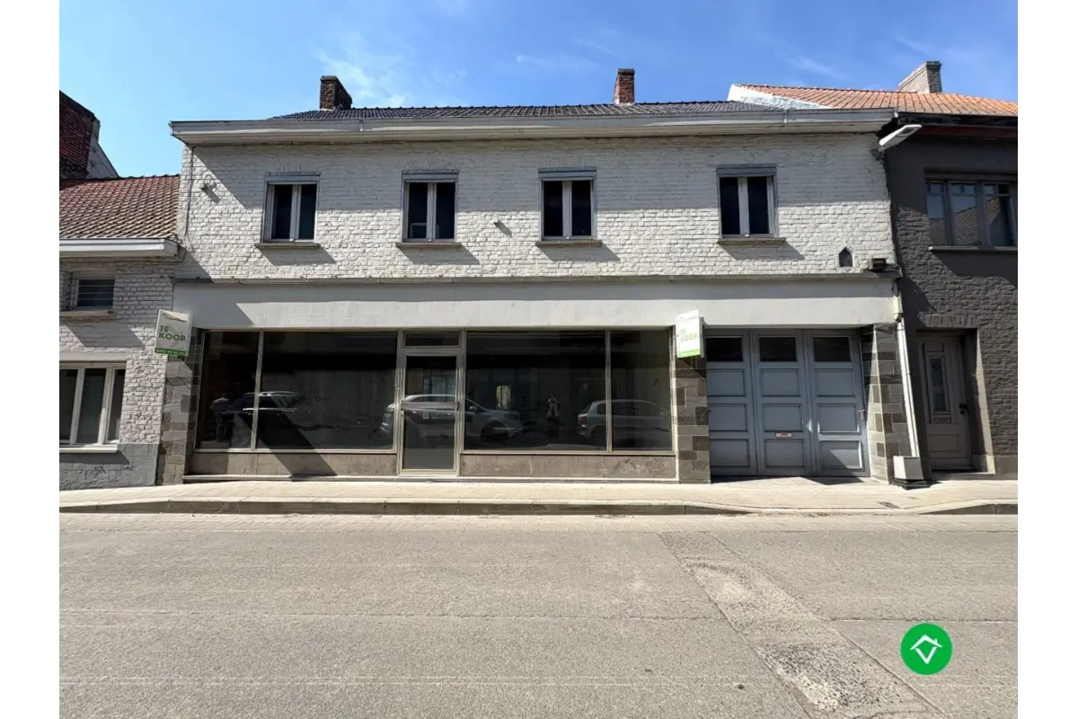 Huis te  koop in Koekelare 8680 198000.00€ 5 slaapkamers 382.00m² - Zoekertje 674856