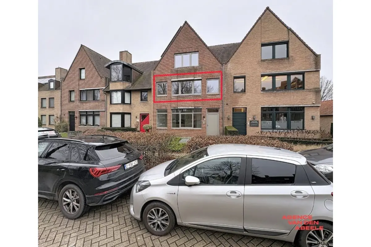 Appartement te  huur in Brugge 8000 925.00€ 1 slaapkamers 71.00m² - Zoekertje 674947