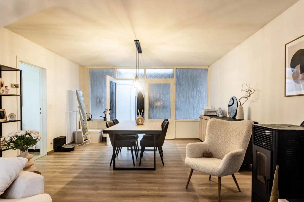 Appartement te  koop in Wielsbeke 8710 159000.00€ 2 slaapkamers 96.00m² - Zoekertje 675143