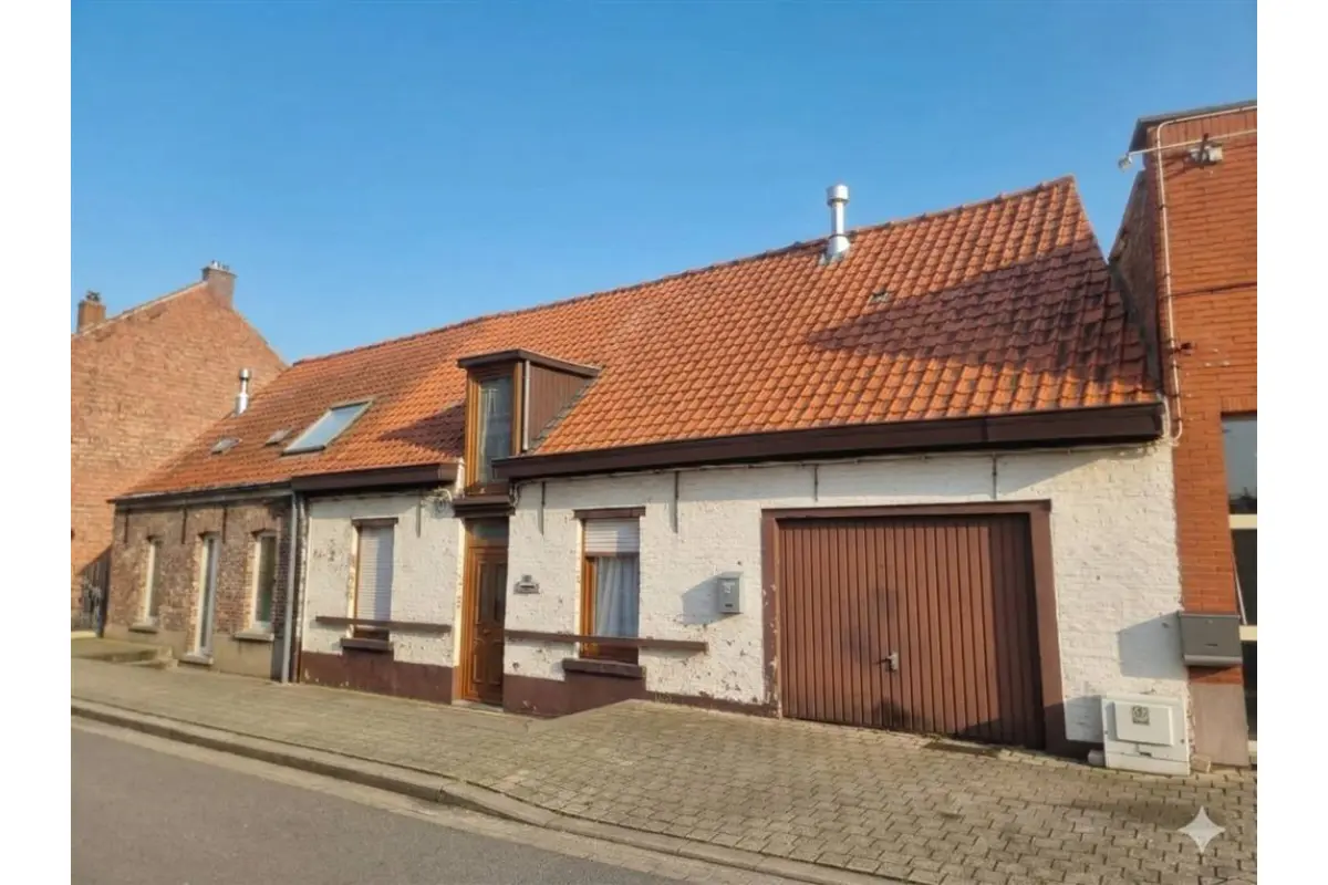 Huis te  koop in Wevelgem 8560 130000.00€ 3 slaapkamers 76.00m² - Zoekertje 675761