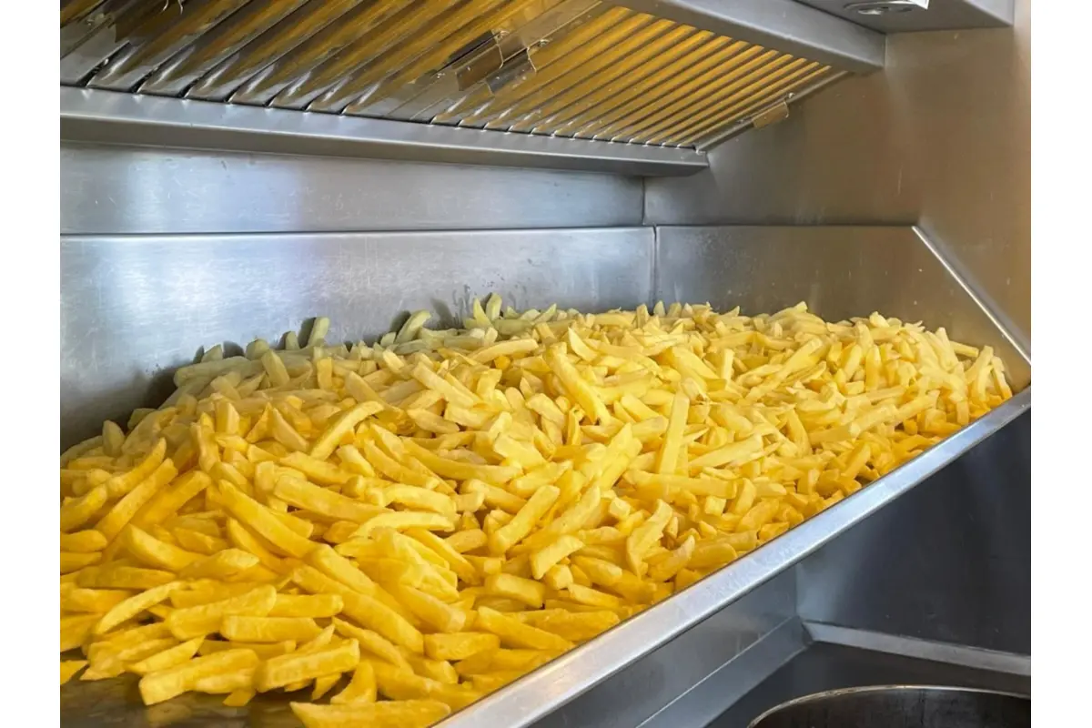 Handelszaak te  koop in Brugge 8000 485000.00€  slaapkamers 282.00m² - Zoekertje 675822