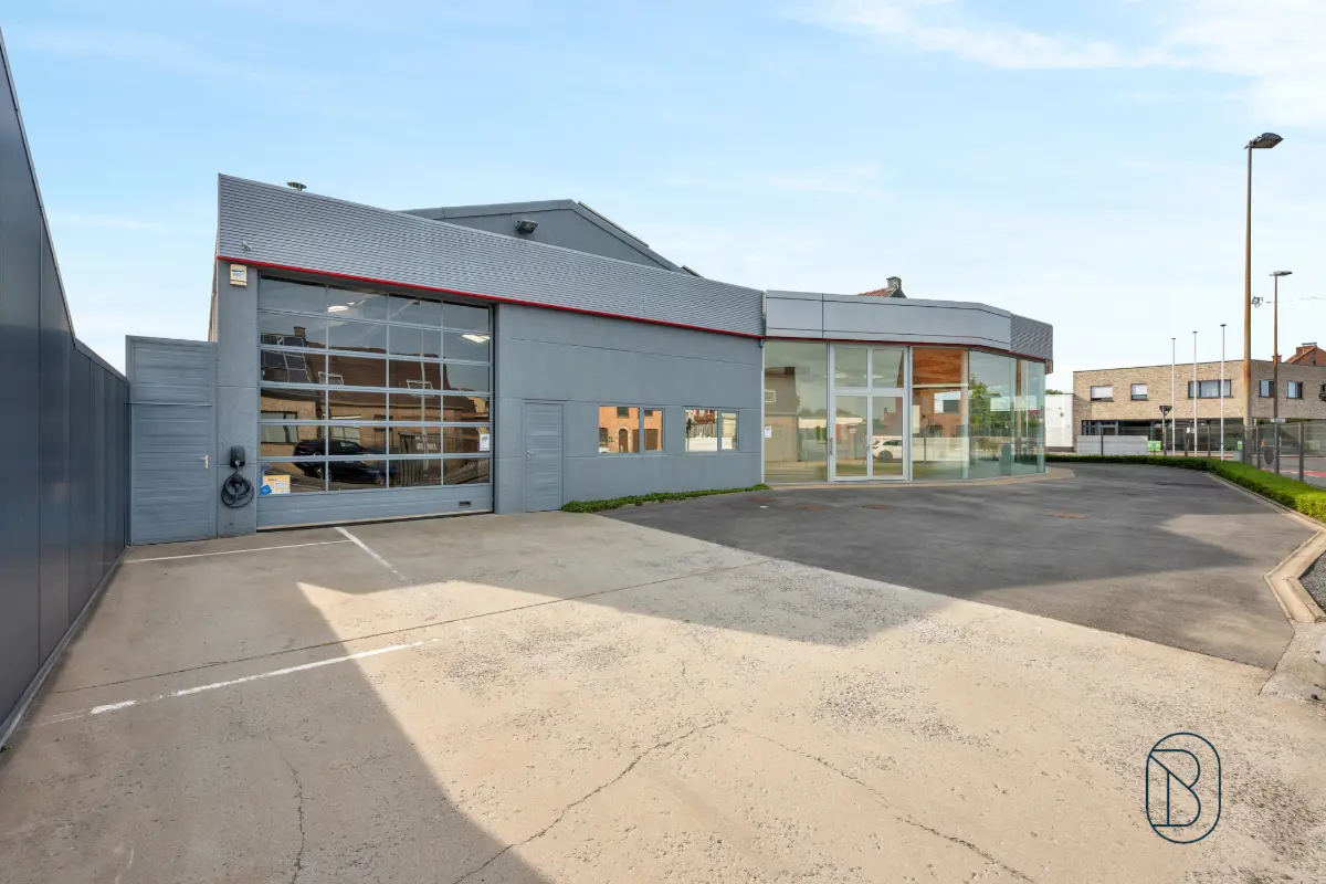 Huis te  koop in Menen 8930 650000.00€ 3 slaapkamers 937.00m² - Zoekertje 676238