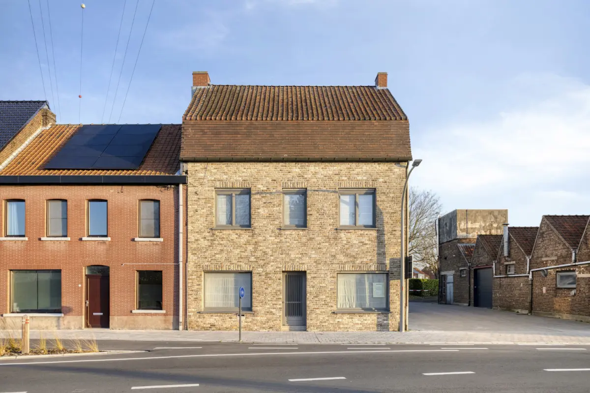 Huis te  koop in Heule 8501 299000.00€ 4 slaapkamers m² - Zoekertje 676694