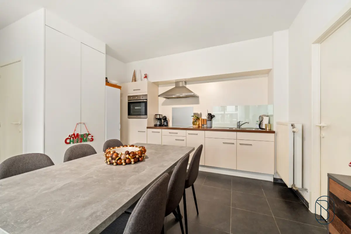 Appartement te  koop in Anzegem 8570 168500.00€ 1 slaapkamers 50.00m² - Zoekertje 676233