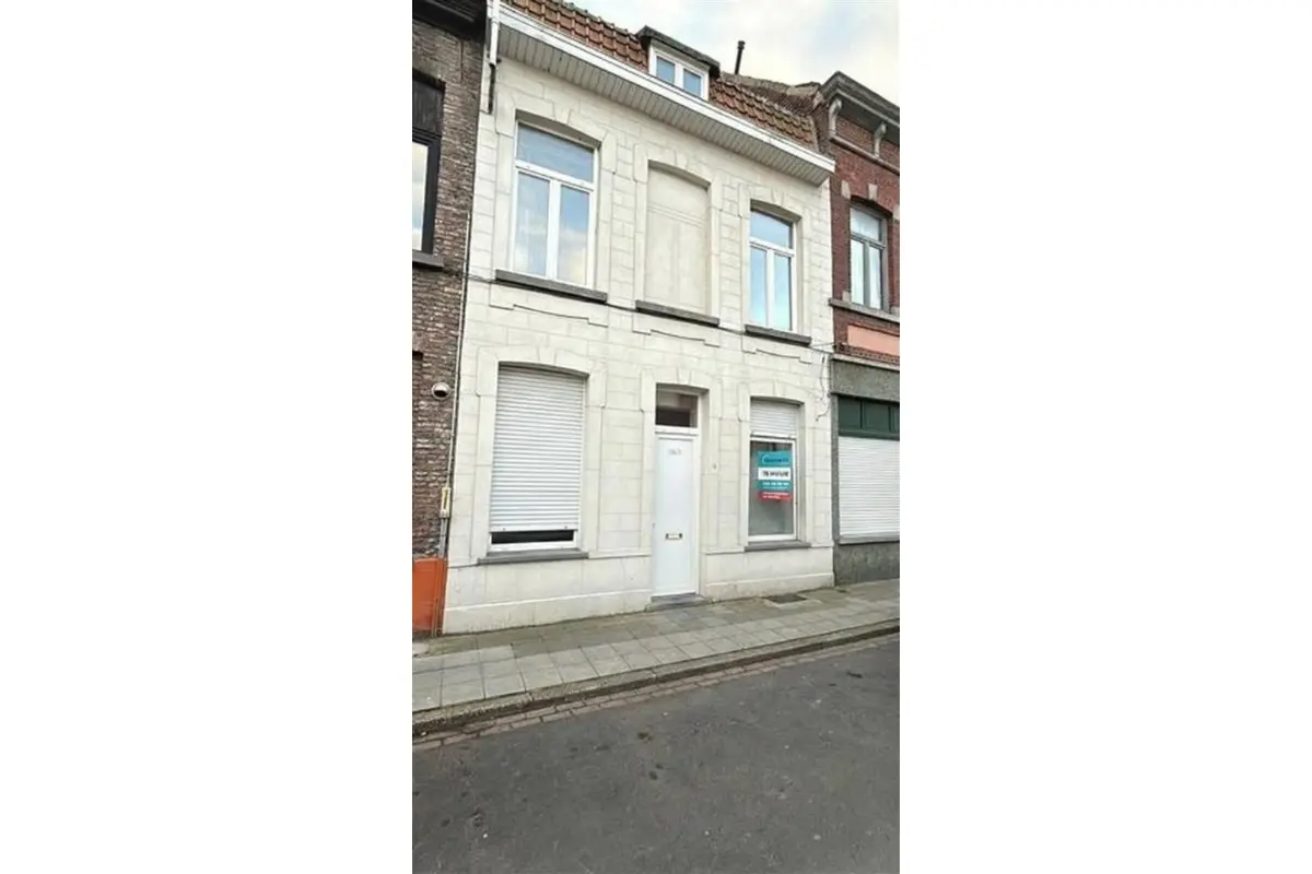 Huis te  huur in Menen 8930 650.00€  slaapkamers m² - Zoekertje 677686