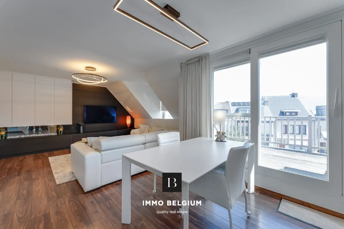 Appartement te  koop in De Haan 8420 398000.00€ 3 slaapkamers 104.00m² - Zoekertje 677646
