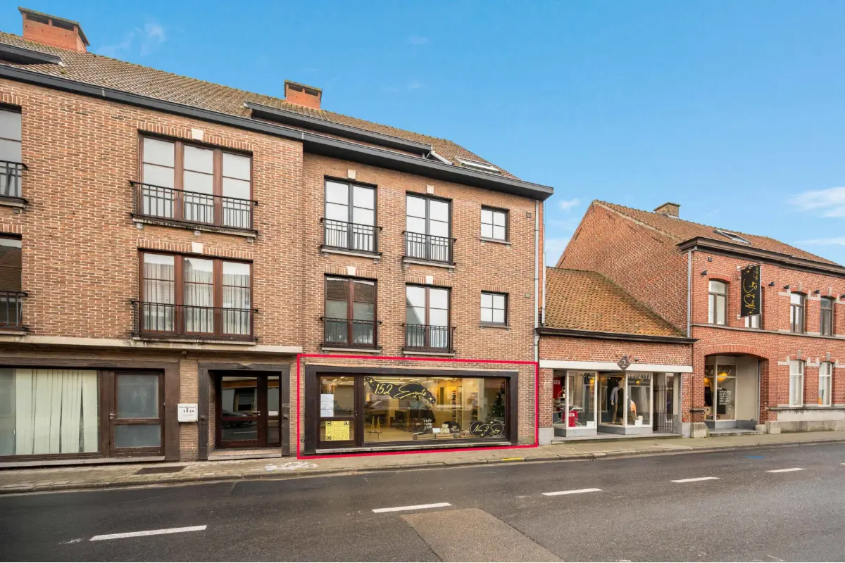 Handelszaak te  huur in Zwevegem 8550 600.00€  slaapkamers 70.00m² - Zoekertje 678731