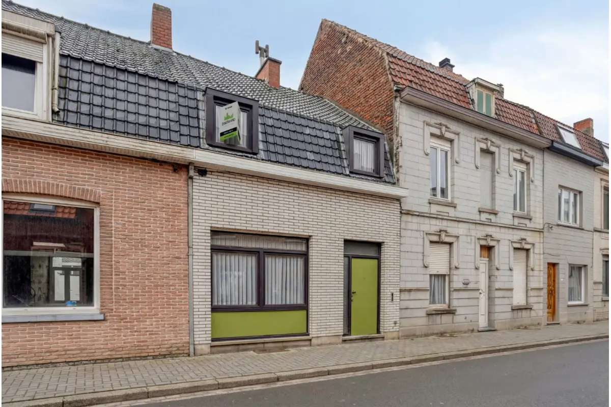 Huis te  koop in Menen 8930 155000.00€ 2 slaapkamers 115.00m² - Zoekertje 678495