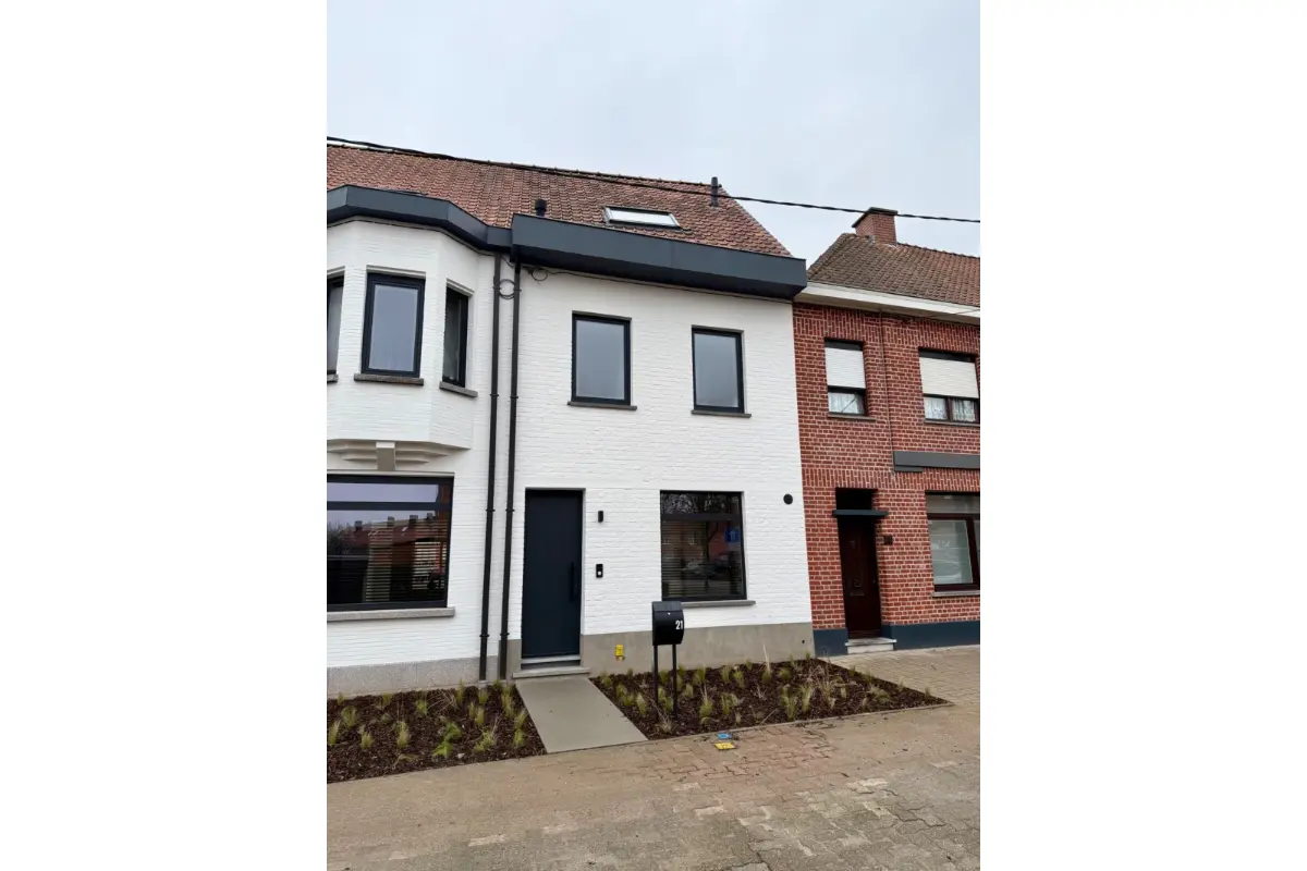 Huis te  in Roeselare 8800 355000.00€ 3 slaapkamers 145.00m² - Zoekertje 679550