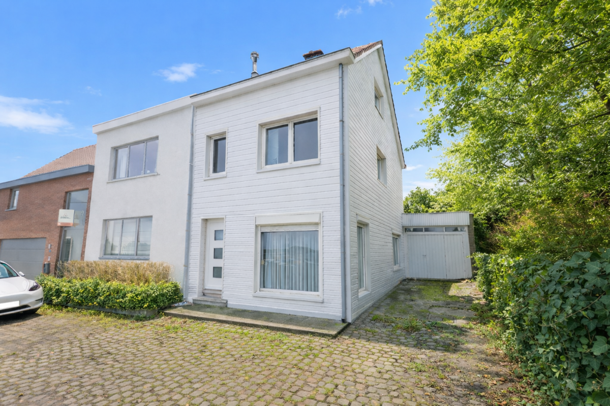 Huis te  koop in Rekkem 8930 179000.00€ 3 slaapkamers m² - Zoekertje 679736