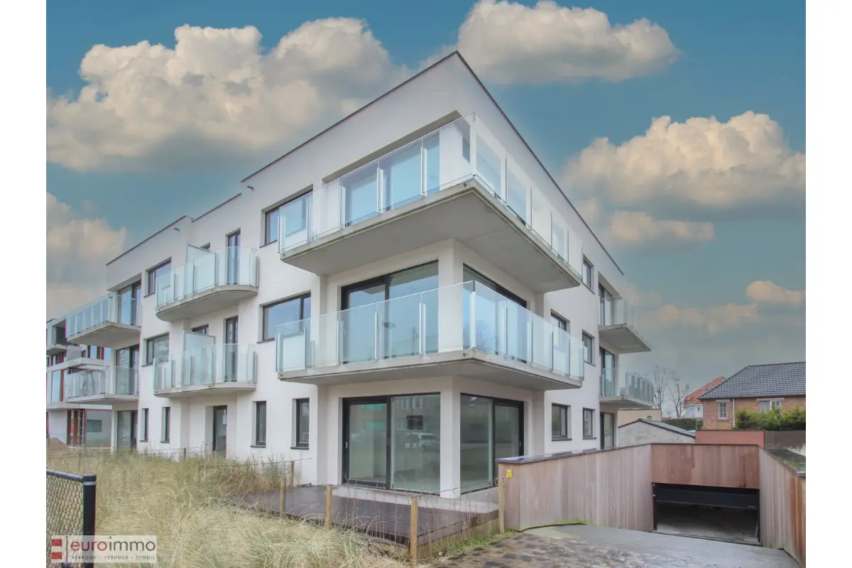 Appartement te  in Oostduinkerke 8670 345000.00€ 2 slaapkamers 70.00m² - Zoekertje 680192