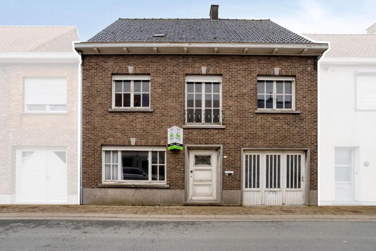 Huis te  koop in Ichtegem 8480 215000.00€ 4 slaapkamers 131.00m² - Zoekertje 682760