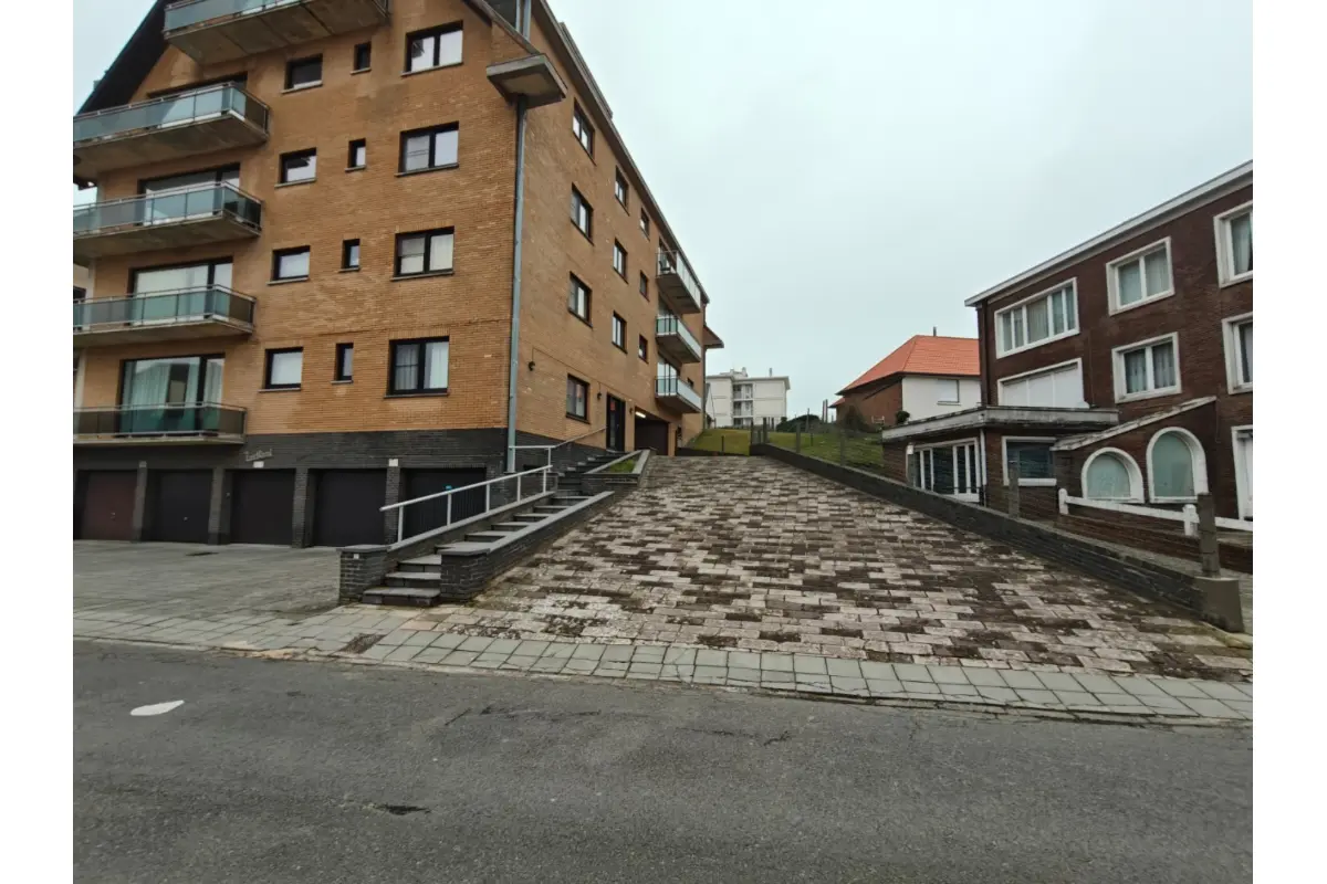 Parking & garage te  koop in Koksijde 8670 44500.00€  slaapkamers m² - Zoekertje 683458