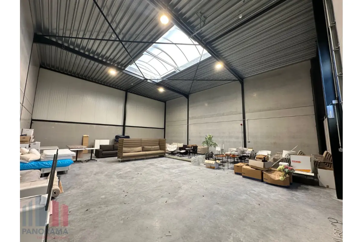 Handelszaak te  huur in Wielsbeke 8710 875.00€  slaapkamers 180.00m² - Zoekertje 683579