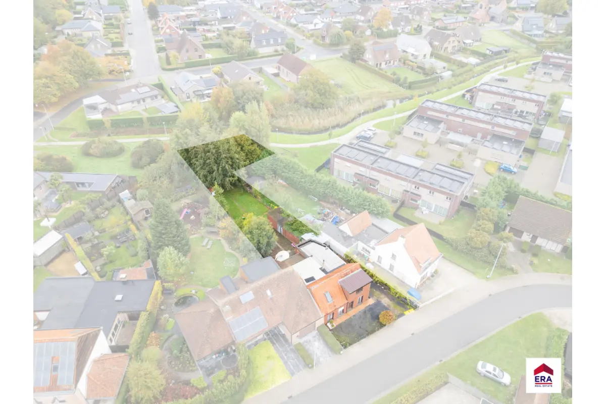 Huis te  koop in Oostrozebeke 8780 198000.00€ 3 slaapkamers 144.00m² - Zoekertje 685237