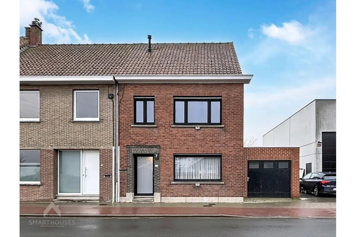 Huis te  koop in Moorsele 8560 299000.00€ 3 slaapkamers 175.00m² - Zoekertje 685754