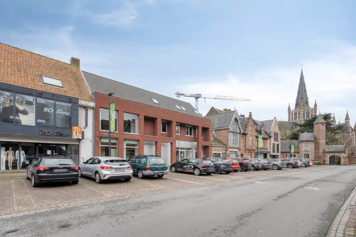 Huis te  koop in Dadizele 8890 335000.00€  slaapkamers 410.00m² - Zoekertje 685899