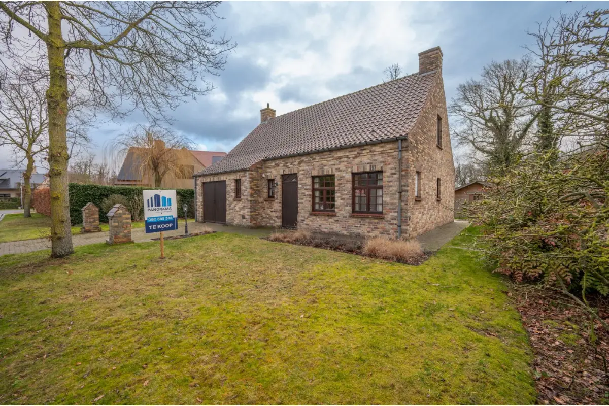 Bungalow te  koop in Loppem 8210 415000.00€ 2 slaapkamers 227.00m² - Zoekertje 688660