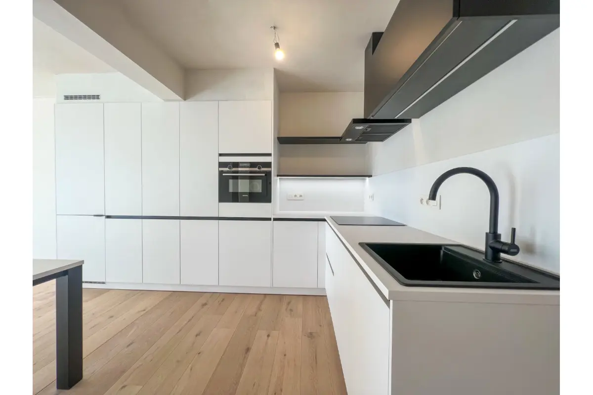 Appartement te  koop in Oostende 8400 299000.00€ 2 slaapkamers 80.00m² - Zoekertje 688757