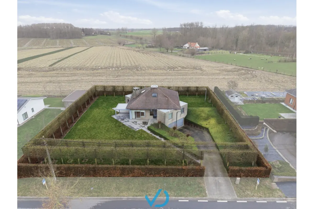 Huis te  koop in Zillebeke 8902 549000.00€ 5 slaapkamers 237.00m² - Zoekertje 691388